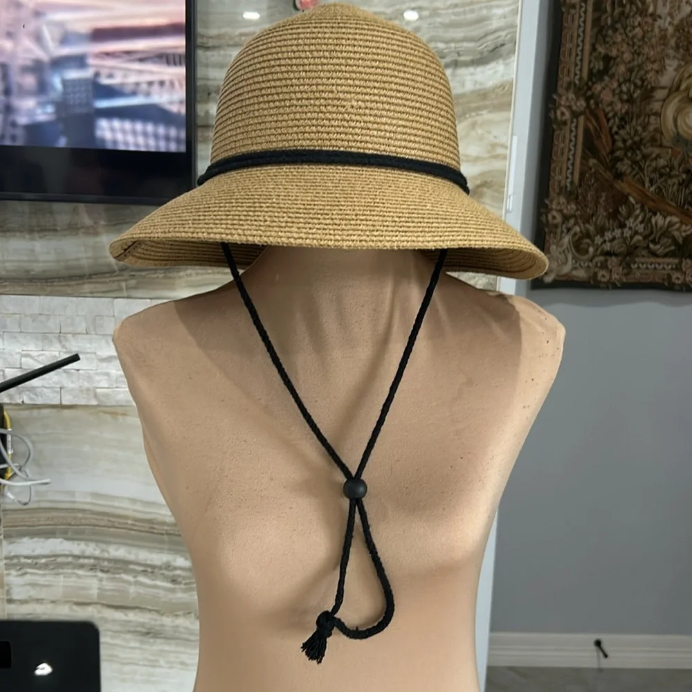 Furtalk New Straw Wide Brim‎ Hat with Ajustable Chin Strap. Inner Velcro Adj. M